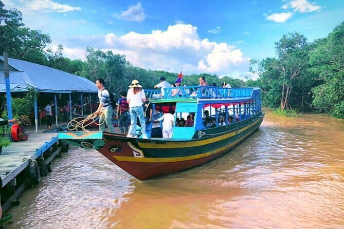 Private Boat from Battambang to Siem Reap via Tonle Sap Lake - Visiting Prek Toal: A Floating Village and Bird Sanctuary