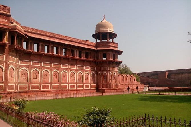 Private Day Tour Of Taj Mahal And Agra Fort By Superfast Train All Inclusive - Why This Tour Offers Great Value