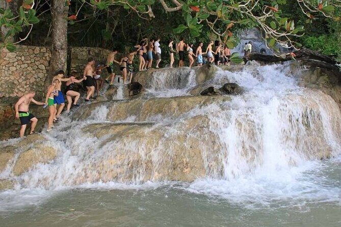 Private Daytrip to Dunn's River Falls, Secret Falls & Blue Hole - The Sum Up