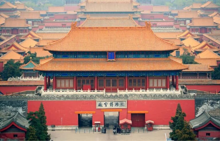 Private Forbidden City Walk and Luxury Dental Spa - Who Should Consider This Tour?
