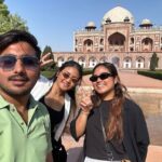 Private Full Day Tour of Old and New Delhi with Rickshaw Ride - Who Is This Tour Best For?