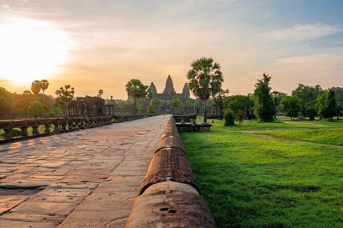 Private Guided Angkor Sunrise Half Day Tour Includes Temple Pass - Exploring the Itinerary in Detail