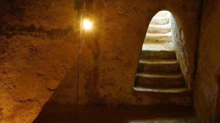 Private HCMC & Cu Chi Tunnels Full/Half-day - The Full-Day Experience: City Highlights & Cu Chi Tunnels