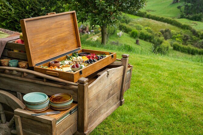Private Hobbiton Behind the Scenes Tour Day Trip from Auckland - A Deep Dive into the Itinerary