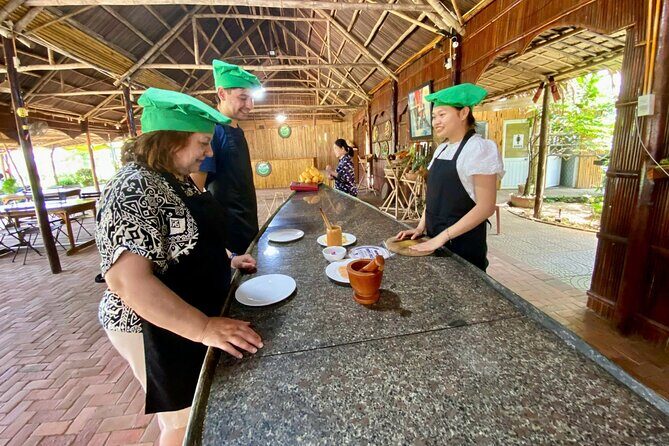 Private Hoi An walking tour with cooking class and gardening - Authenticity and Unique Insights from Reviews