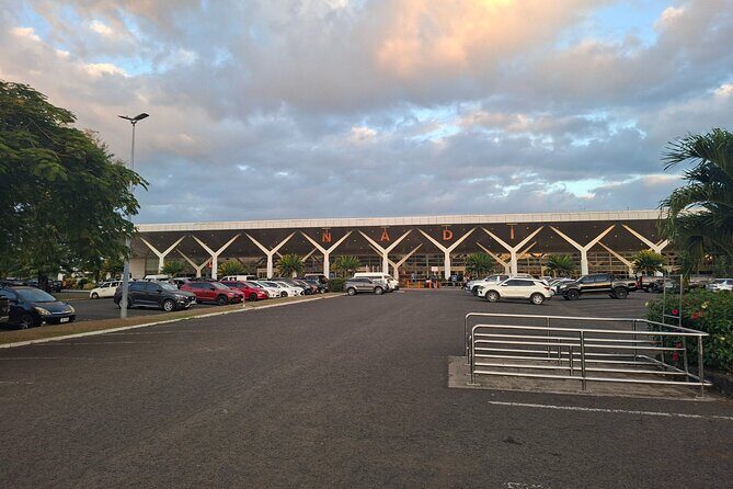 Private Momi Bay Transfers - The Vehicle Experience: Comfort and Safety