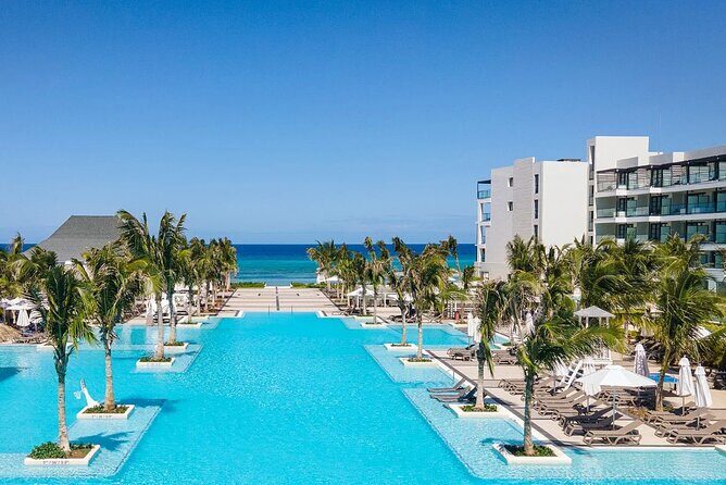 Private Montego Bay Airport Transfer to Falmouth/ Trelawny Hotels - What Travelers Say