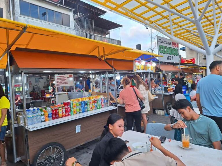 Private Night Street Food Bintan - Who Would Love This Experience?