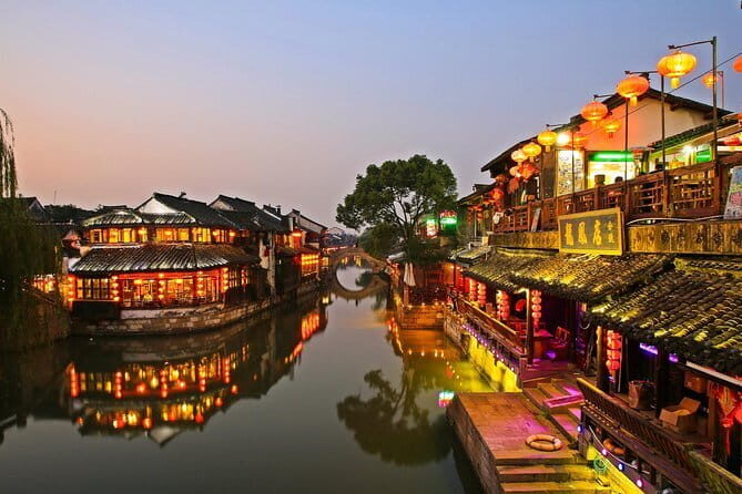Private Night Tour to Xitang Water Town from Shanghai - The Itinerary: A Step-by-Step Look