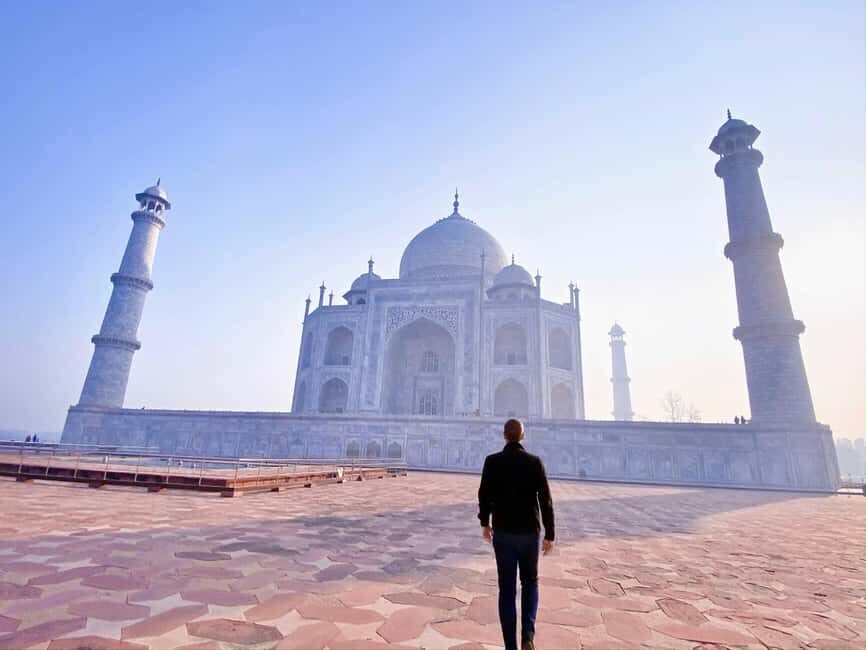 Private Sunrise Taj Mahal and Agra fort from jaipur by car - Witnessing the Taj Mahal at Sunrise