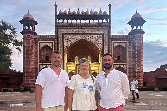 Private Taj mahal ( Sunrise/sunset ) Agra Overnight Tour - A Deep Dive into the Experience