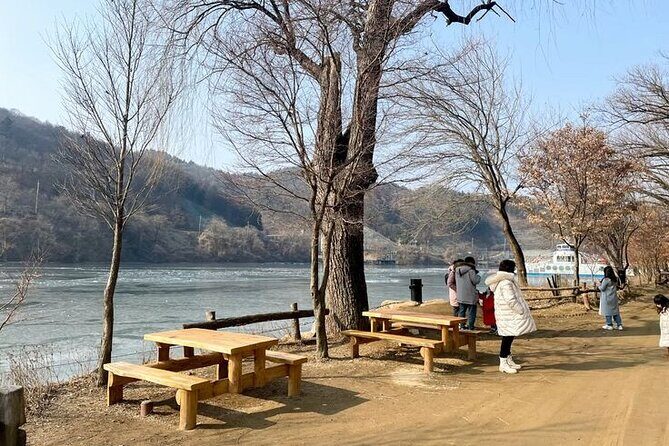 Private Tour at Nami Island and Elysian Ski Resort - Transportation and Practicalities