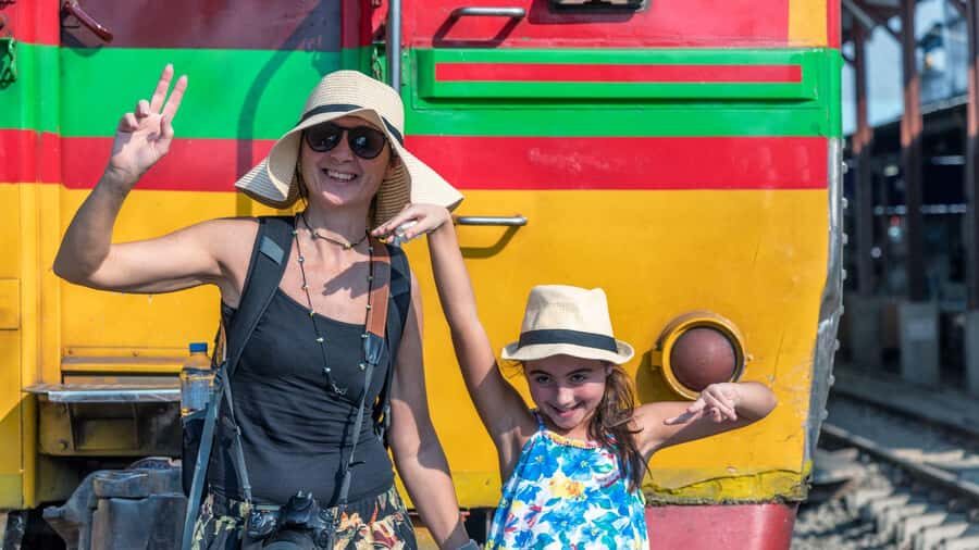 Private Tour from Bangkok: Railway & Floating Markets - The Itinerary Breakdown: From Bangkok to Market Marvels