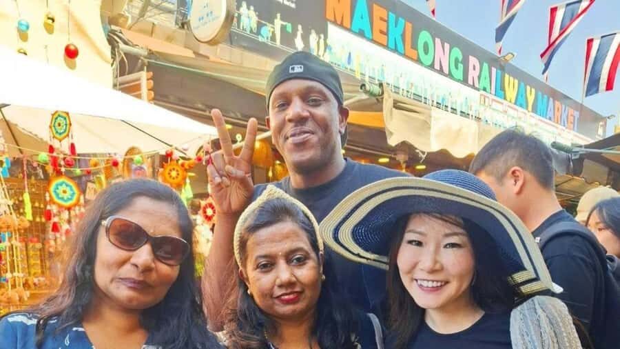 Private Tour from Bangkok: Railway & Floating Markets - Coconut Sugar Farm: A Taste of Rural Thailand