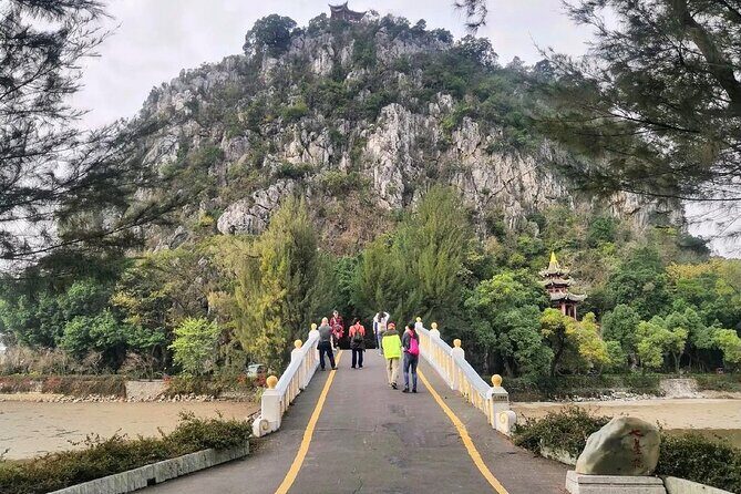 Private Tour from Guangzhou to Seven Star Crags (Qixingyan) - The Itinerary in Detail