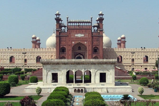 Private Tour: Lahore Full Day Customized Guided Trip - Transport, Timing, and Practical Tips