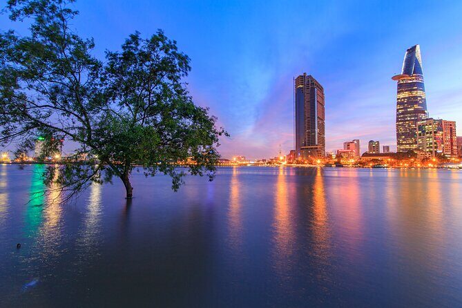 Private Tour of Ho Chi Minh Citys Nighttime Icons - Breaking Down the Itinerary