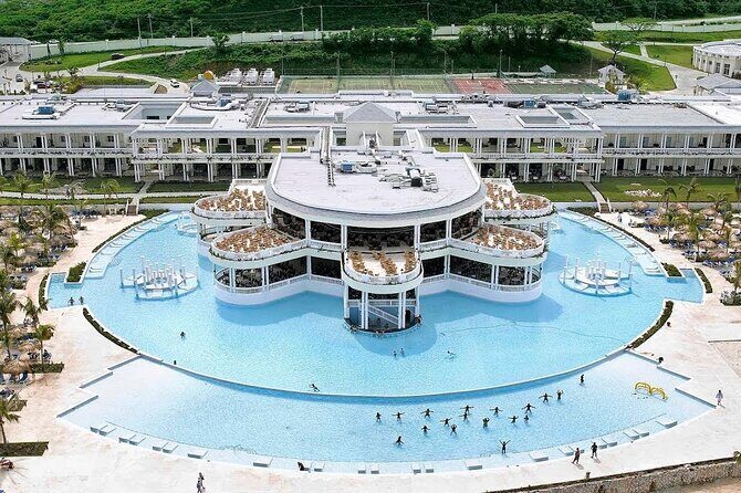 Private Transfer from MBJ Airport to Grand Palladium Hotel - Why Choose This Transfer?