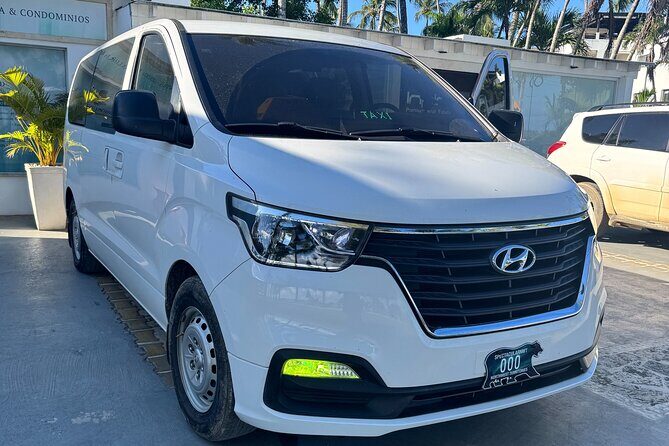 Private Transfer Santiago Airport (STI)  Cabarete or Sosua - In-Travel Comfort & Experience