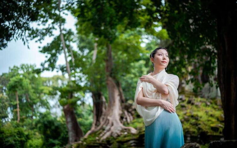 Professional Photoshoot in Angkor Archaeological Park - Who Will Love This Tour?