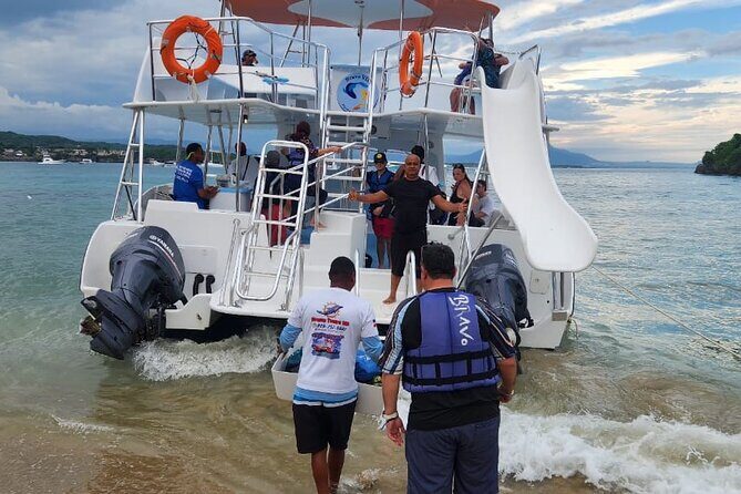 Puerto Plata : Party Boat Catamaran to Sosúa Bay - The Rough Edges: What to Watch Out For