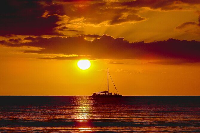 Puerto Plata Private Sunset Catamaran with Open Bar and BBQ - Who Will Love This Tour?