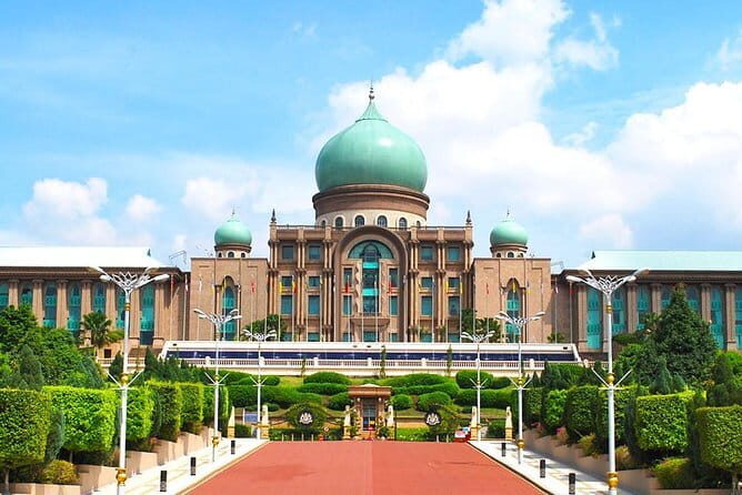 Putrajaya and Agricultural Heritage Park Tour - Who Should Consider This Tour?