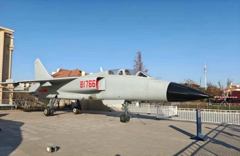 Qingdao: Chinese Navy Museum Guided Tour with Pickup - Practical Details & Logistics