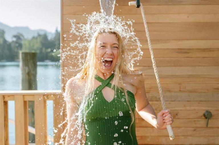 Queenstown: Floating Sauna Experience on Lake Whakatipu - Practical Aspects of the Tour