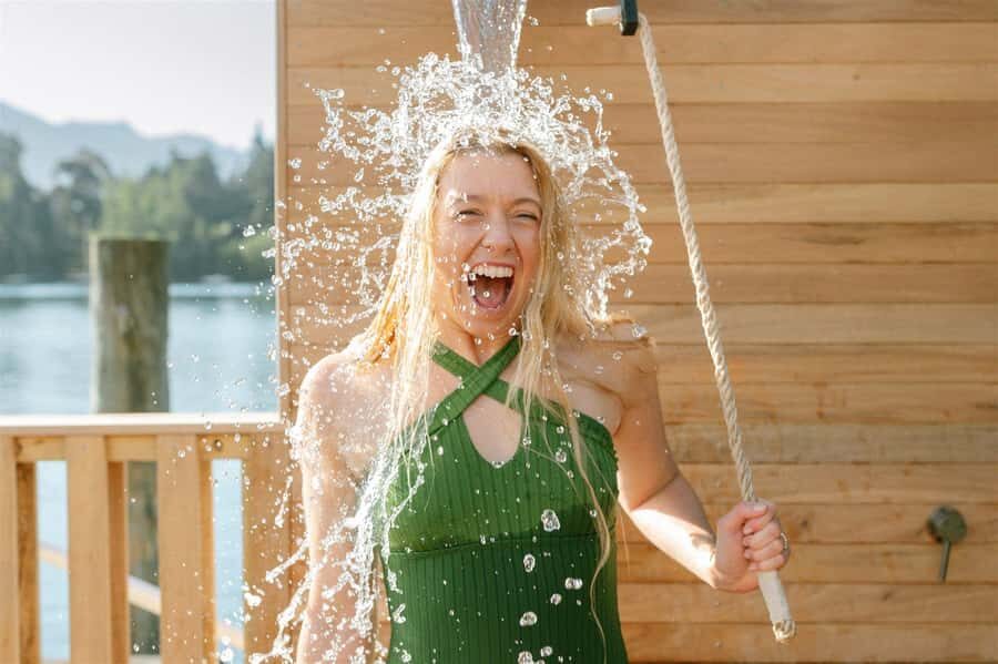 Queenstown: Floating Sauna Experience on Lake Whakatipu - Practical Aspects of the Tour