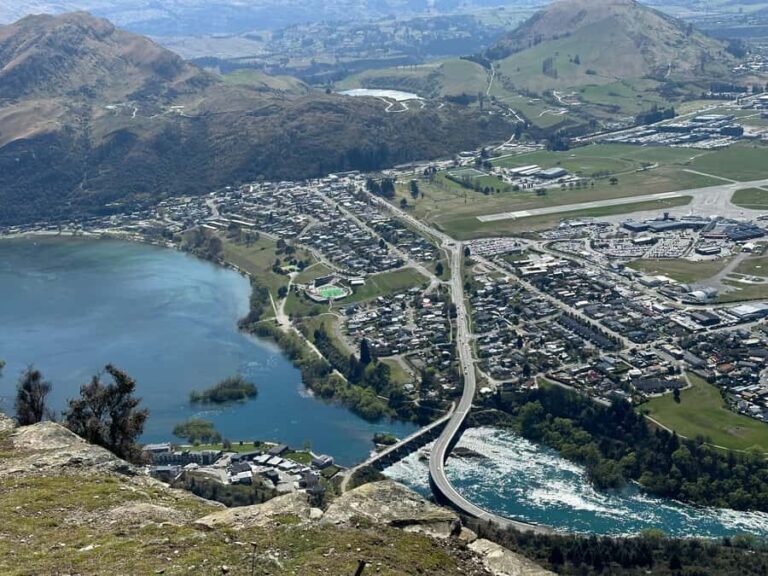 Queenstown: Wanaka & Arrowtown Guided Private Day Tour - An In-Depth Look at the Itinerary