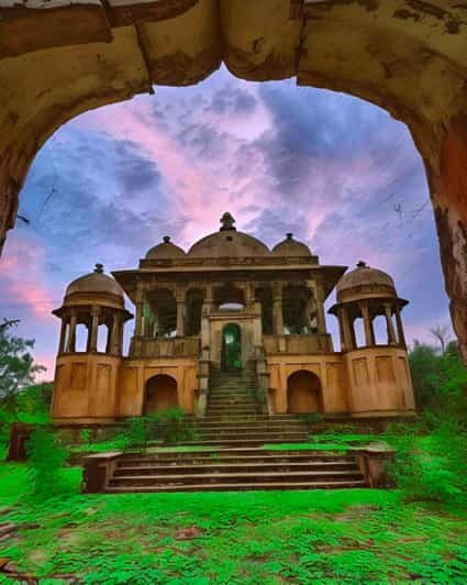 Ranthambore Fort and Ganesh Temple tour in a Jeep - Wildlife and Scenic Views