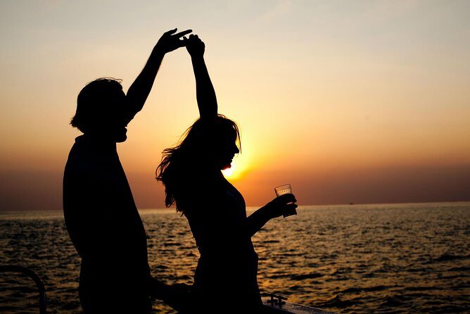 Reggae Sunset Cruise From South Coast - The Pros and Cons According to Reviews