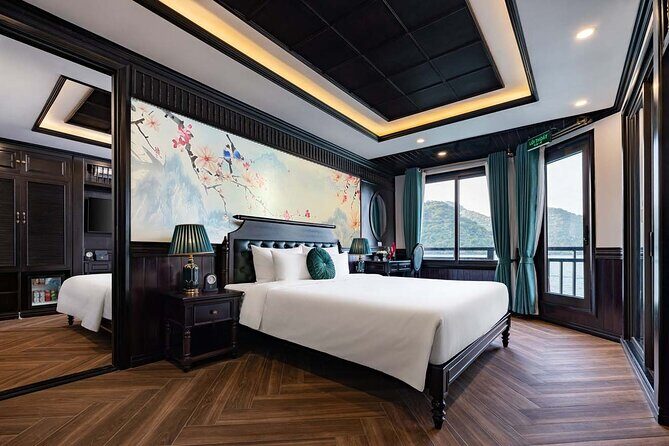 Rita Halong and Lan Ha Bay Cruise 2 Days 1 Night Scenic Journey - Who Is This Tour Best Suited For?