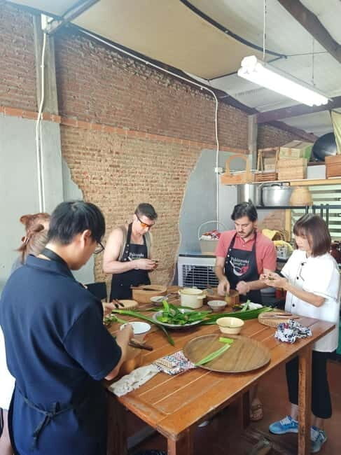 Rooftop Cooking Class in Bangkok is a Must-Do - The Itinerary: From Market to Masterpiece