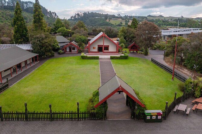 Rotorua: Te R Guided Experience + Haka - The Detailed Breakdown of the Rotorua Tour