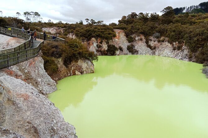 Rotorua to Wai-o-Tapu Thermal Wonderland Shuttle - Why This Tour Offers Great Value