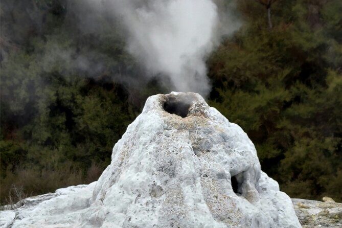 Rotorua Wai O Tapu and Secret Spot Hot Tubs - What this Tour Means for You