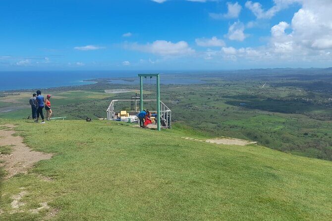 Round Mountain + Secret Beaches + Local DR House Experience - Introduction: Discovering Miches in a Day