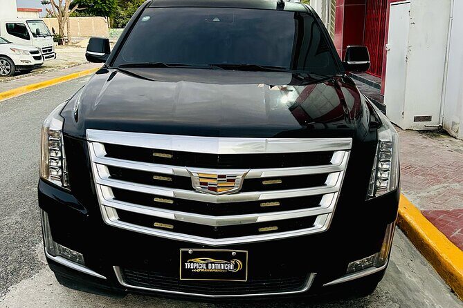 Roundtrip Executive Transfer from Punta Cana Airport (PUJ) - The Journey: From Airport to Uvero Alto