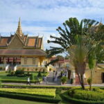 Royal Palace, National Museum & Wat Phnom with Private tour - Who Should Book This Tour?