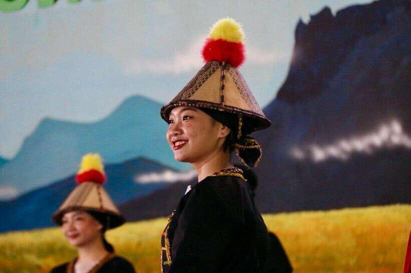 Sabah: Borneo Cultural Village Guided Tour with Lunch - Who Should Consider This Tour?