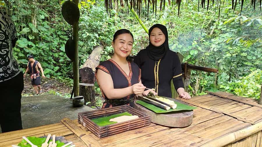 Sabah: Mari Mari Cultural Village + Klias Rivercruise - Sweet Moments at Cocoa Kingdom