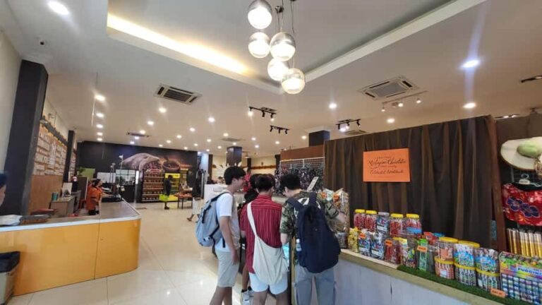 Sabah: Mari Mari Cultural Village + Weston Rivercruise - Starting Off: Pickup and Journey to Mari Mari Cultural Village