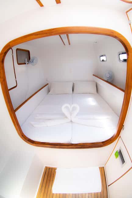 Sail Lanka Charter - 01 Night Cruise In Mirissa - Who Is This Tour Best Suited For?