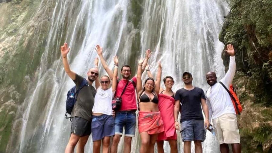 Samaná: Cayo Levantado, Isla Bacardí y la Magnífica Cascada - Practical tips for making the most of this tour