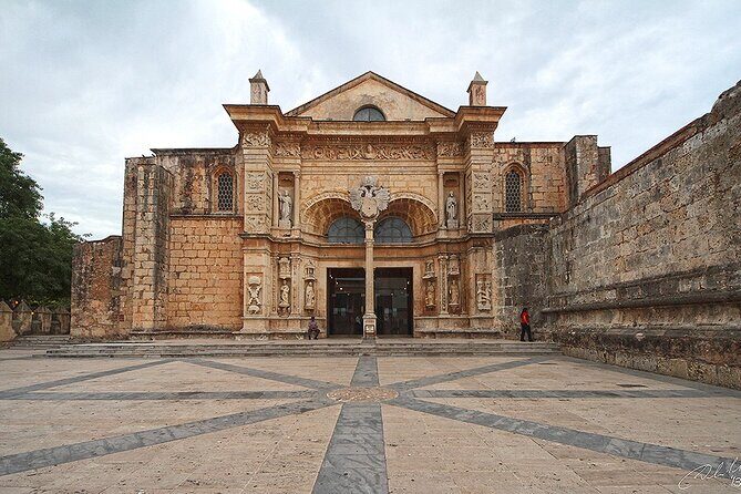 Santo Domingo City Tour from Punta Cana with Lunch - Transportation and Comfort  
