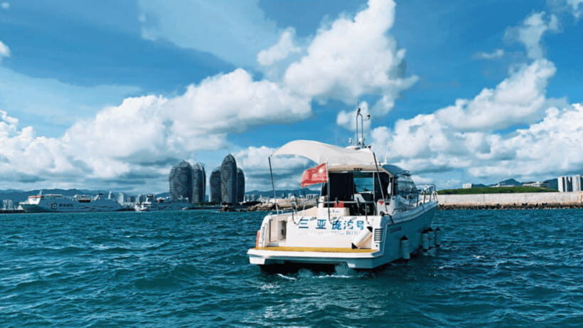 Sanya: Yacht or Catamaran Sailing Experience - An In-Depth Look at the Sanya Yacht or Catamaran Tour  