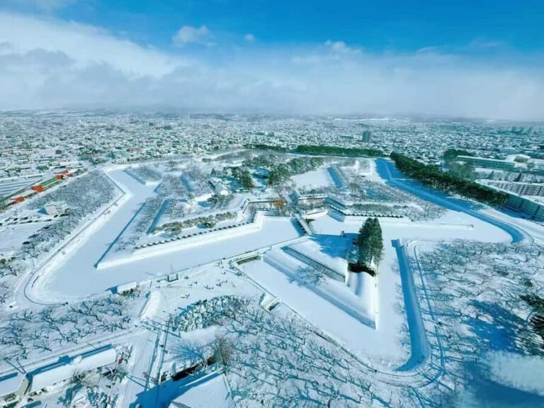 Sapporo: 4-Day Hakodate, Lake Toya, & Noboribetsu Tour - What Travelers Can Expect