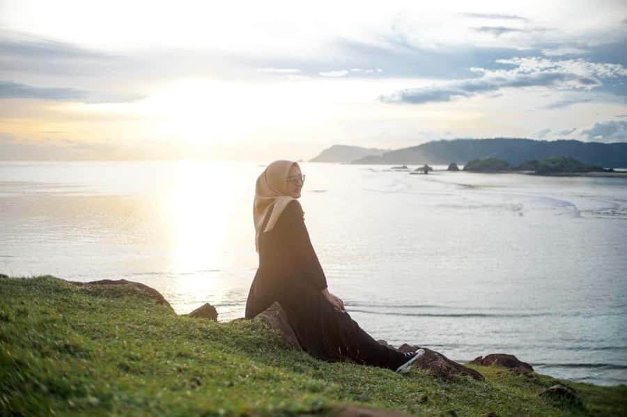 Sasak Heritage & South Beach Tour - Beautiful Beaches and Breathtaking Views